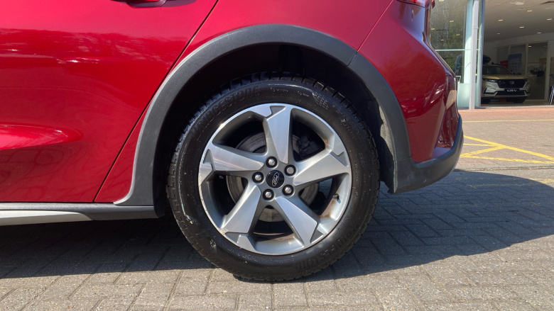 Ford Focus 1.0 EcoBoost 125 Active 5dr Petrol Hatchback
